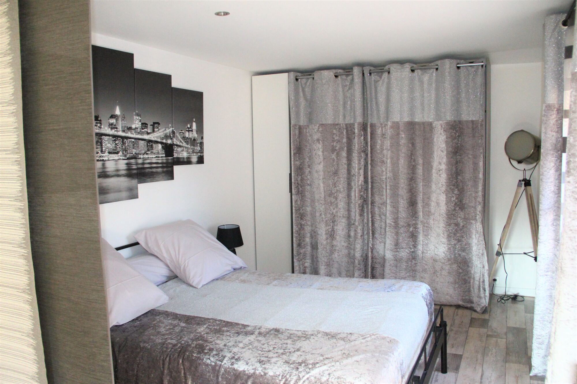CHAMBRE NY2 MIN | A la fontaine fleurie Les chambres d’hôtes privatives sont disponibles à la fontaine fleurie à Fremifontaine Rambervillers 2