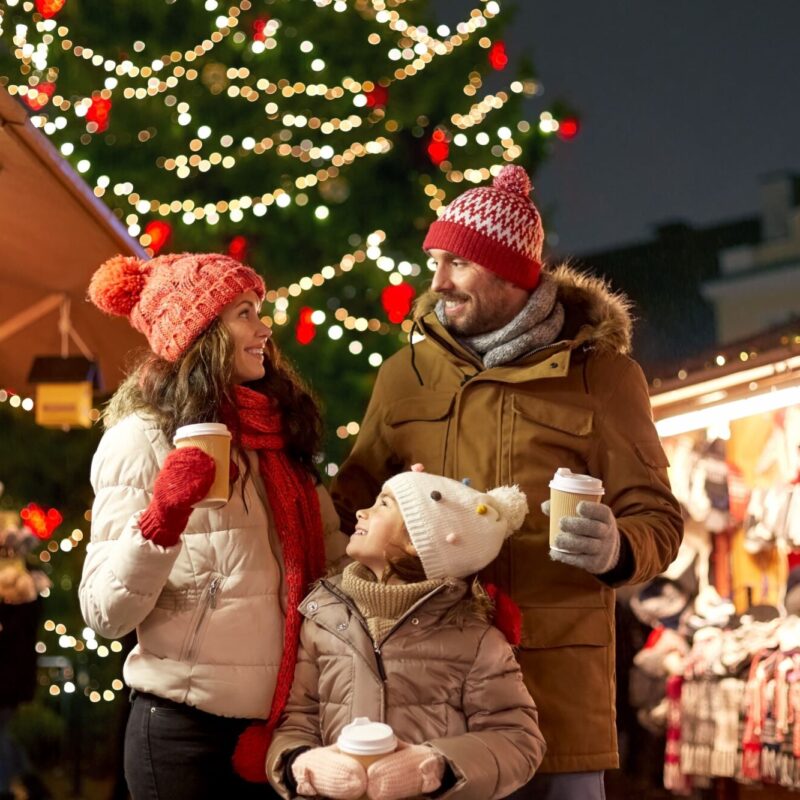 Pourquoi visiter les march&eacute;s de No&euml;l locaux ? Raon-l'&Eacute;tape